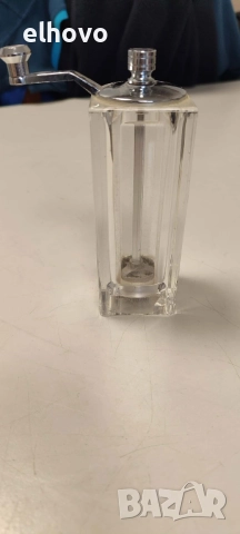 Мелничка за черен пипер