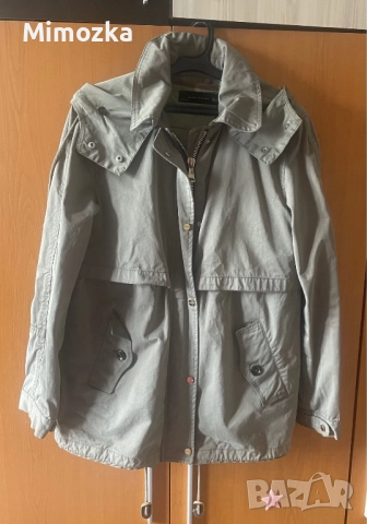 Страхотно дамско водоотблъскващо яке/парка на Zara р-р S!