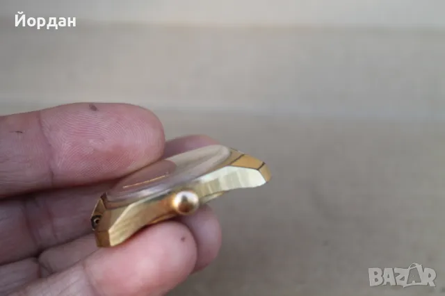 СССР ръчен позлатен часовник ''Восток'' /18 камъка/, снимка 5 - Мъжки - 47812690