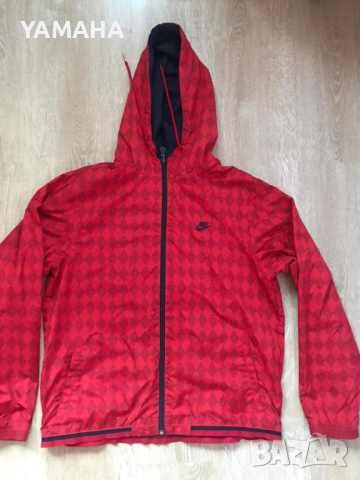 Nike  Двулицева   Мъжка  Ветровка   S, снимка 5 - Спортни дрехи, екипи - 36393336