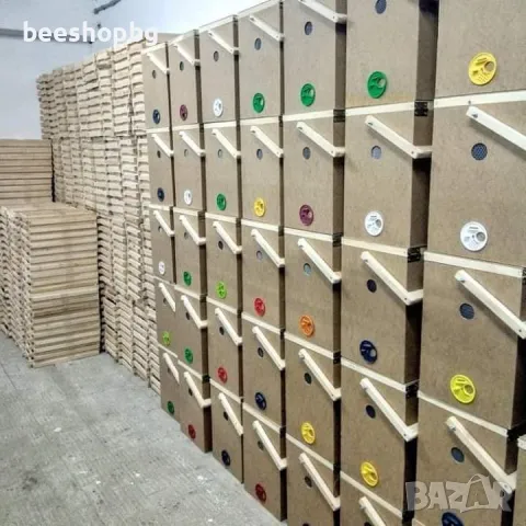 Сандъче пчеларско преносно 6/12 рамки