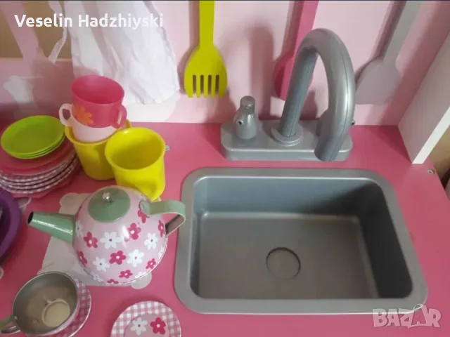 Детска дървена кухня, снимка 2 - Играчки за стая - 56456267