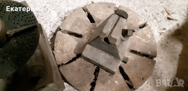 Делителен апарат за фреза, снимка 3 - Други машини и части - 33946577