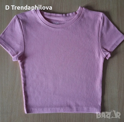 Изрязана блуза с къс ръкав XS, снимка 2 - Тениски - 54313837