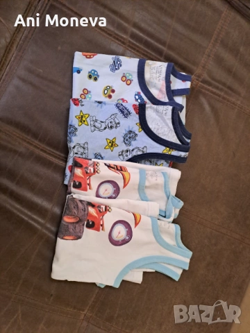 Тънки якенца, дънки и блузи с къс ръкав, снимка 4 - Стоки за близнаци - 54009873