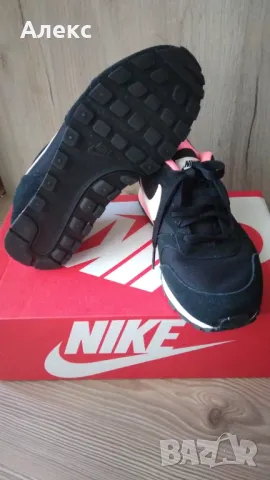 Nike - маратонки, снимка 6 - Маратонки - 47453948