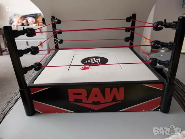 Ринг за играчки WWE Raw Spring Loaded Mat Action Ring + Sounds