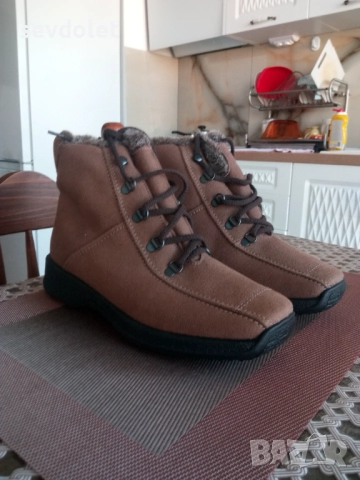 Класическа зимна обувка-Немски-Нови., снимка 4 - Дамски боти - 51685998