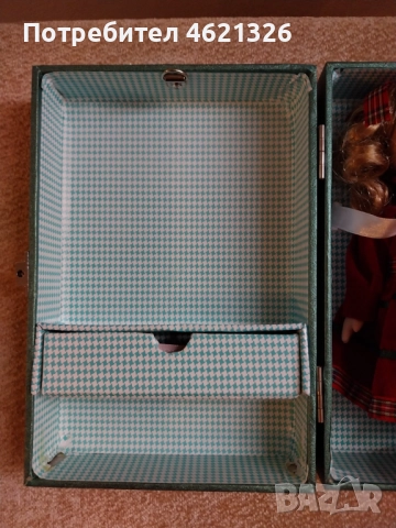 Колекционерска порцеланова кукла Виктория като нова, лимитирана серия, сертификат, снимка 4 - Декорация за дома - 52056726