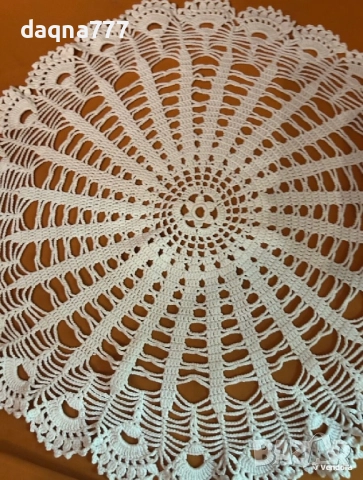 Плетена ръчно покривка за маса 20 лв, снимка 12 - Декорация за дома - 51863811