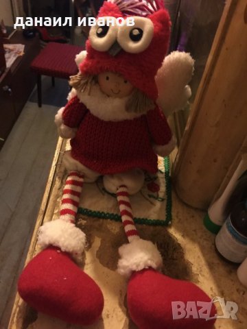 Фигура седящо момиче 