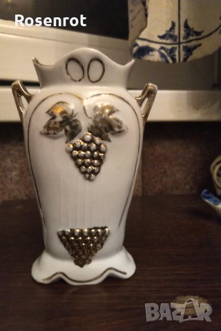 Порцеланова баварска ваза с позлата 