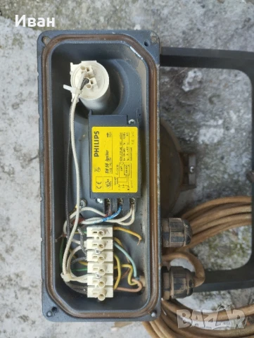 Индустриален прожектор Philip's mvf 606, снимка 12 - Прожектори - 50536894