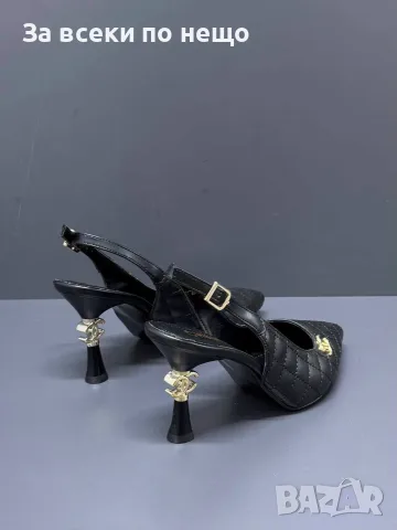 Chanel Елегантни Дамски Обувки С Капитонирана Кожа И Златно Лого На Токчето Код SEM-398, снимка 8 - Дамски обувки на ток - 55867540