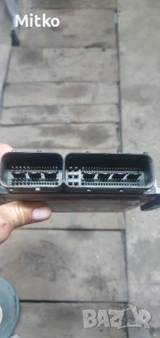 Компютър двигател/ECU Фолксваген Голф5 1.9, снимка 2 - Части - 37051659