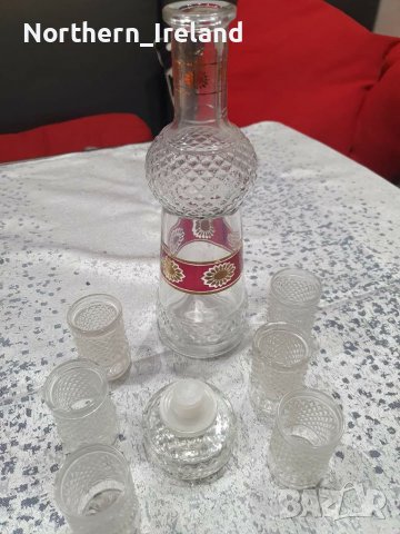 Комплект за ракия, бутилка и чашки, снимка 4 - Сервизи - 38767268