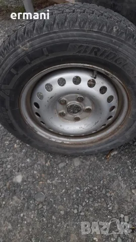 железни с перфектни зимни гуми за Т 4
