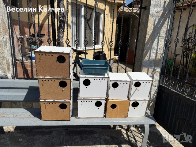 Къщички за малки и средни папагали