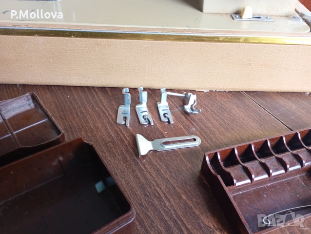 Ръчна шевна машина Naumann, снимка 5 - Други машини и части - 53925334