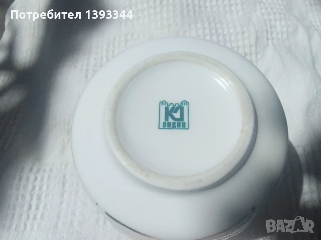 Малка ваза за цветя., снимка 4 - Вази - 51308279