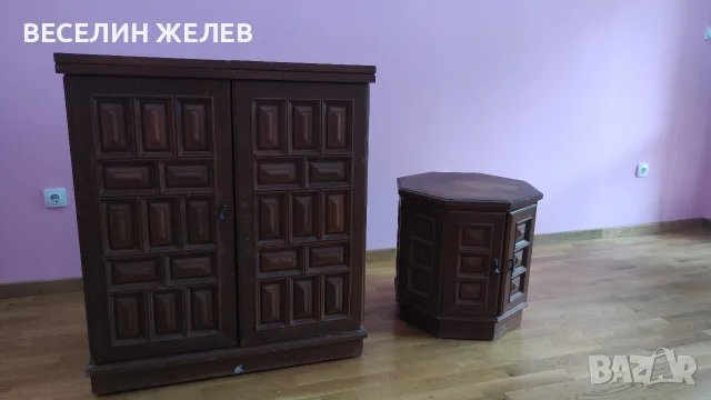 Уникално ретро осмоъгълно шкафче от масивно дърво – за освежаване или реставрация, снимка 5 - Шкафове - 56062116