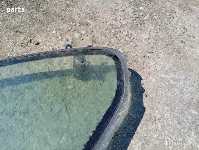 Задно Ляво Стъкло БМВ Компакт - E143R001025, снимка 4 - Части - 54361804
