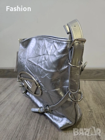 Нова жестока сребърна дамска чанта по модел на DIESEL., снимка 7 - Чанти - 53946527
