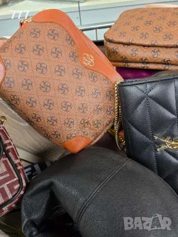 дамски чанти Guess Fendi, снимка 4 - Чанти - 48690216