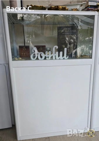 Продавам витрини