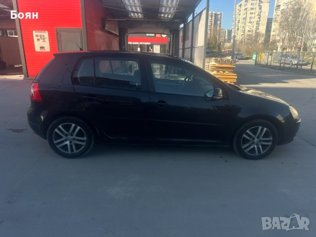 VW Golf 5 , снимка 2 - Автомобили и джипове - 53918736