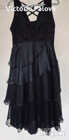 Прекрасна рокля ST-MARTINS SCANDINAVIAN DESIGN , снимка 15 - Рокли - 50549745