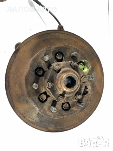 Преден ляв шенкел главина Нисан Терано 2 3.0TDI Preden lqv shenkel glavina Nissan Terrano II Facelif