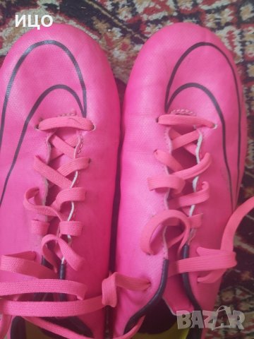 футболни обувки Nike , снимка 2 - Футбол - 42926567
