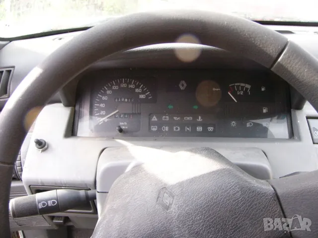 К-т Автомобил РЕНО Клио 1 RENAULT Clio I RT 1.1 1991 г. 2/3 врати Хечбек за Колекция и Части БАРТЕР, снимка 11 - Автомобили и джипове - 49802118