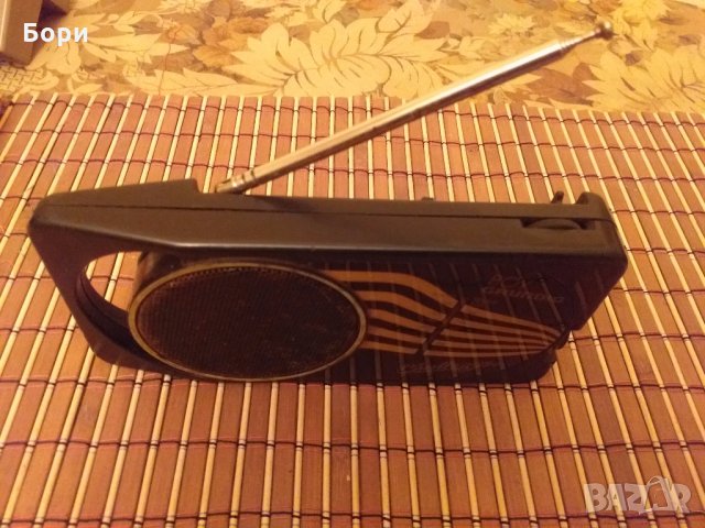 GRUNDIG BOY 40 Радио, снимка 3 - Радиокасетофони, транзистори - 31472638