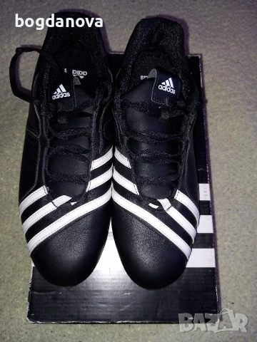 Нови оригинални маратонки Adidas