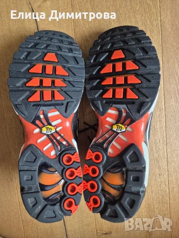 NIKE AIR MAX PLUS Black/ Team Orange-Team Red., снимка 8 - Маратонки - 56085615