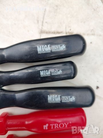 Продавам 8 броя отвертки , снимка 2 - Отвертки - 42107045