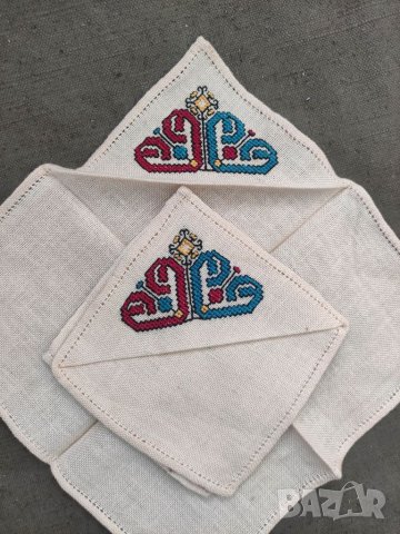 Продавам 2 кърпички с шевица, снимка 5 - Други - 37350785