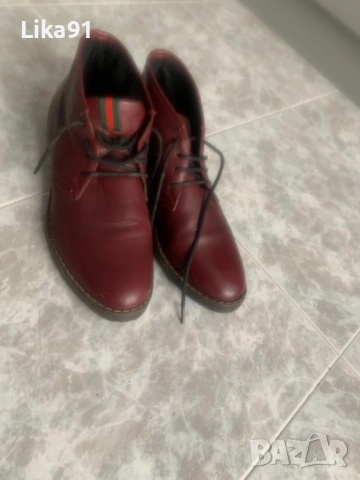Продавам почти нови елегантни кожени италиански боти 38