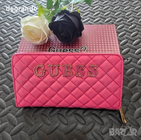 Дамски портфейл на Guess