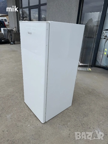 Хладилник AEG Elektrolux 121 см, снимка 6 - Хладилници - 53945708