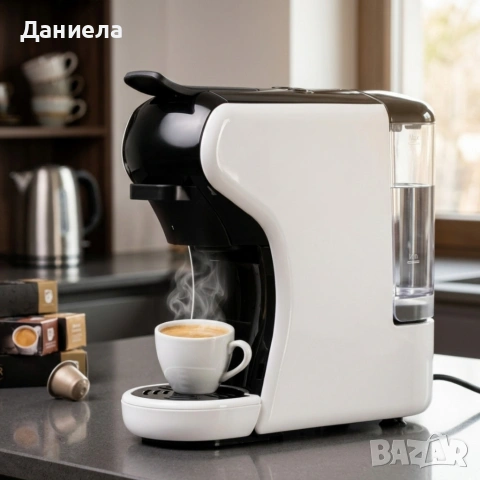 Еспресо машина с 5 адаптера и 9 вида капсули за кафе в бял цвят