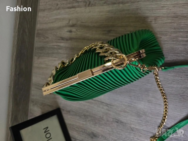 Нова жестока дамска чанта, снимка 3 - Чанти - 53069413