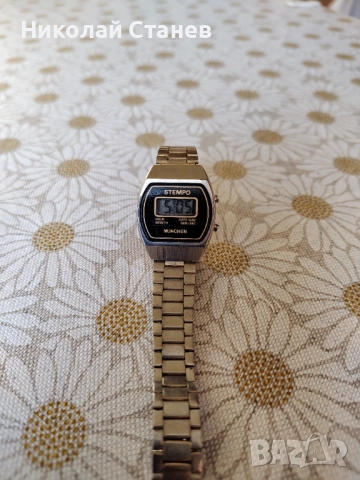 Продавам два стари часовника, снимка 2 - Антикварни и старинни предмети - 52920318