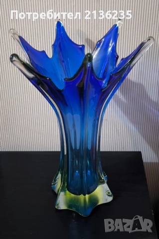 Мурано ваза от ураново стъкло – 28 см, снимка 3 - Антикварни и старинни предмети - 51946809