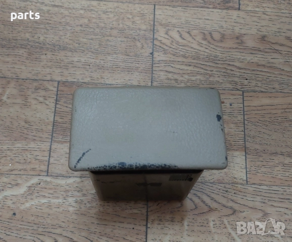 Пепелник Ровър 600 - Хонда Акорд , снимка 3 - Части - 53001974