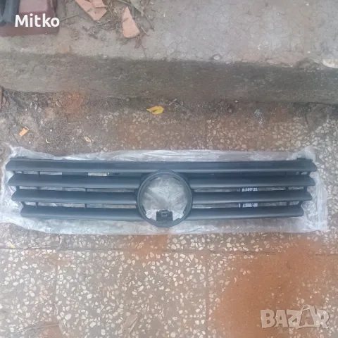 Решетка За Фолксваге Пасат 3 Б4 Комби 1995г / VW Passat 3 B4 Combi 1995y