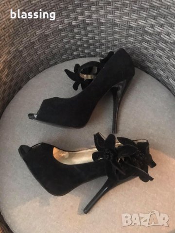 Високи обувки, снимка 14 - Дамски обувки на ток - 31777976