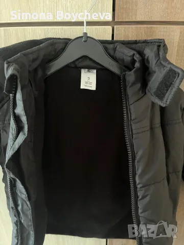 Детско яке, снимка 3 - Детски якета и елеци - 49744898